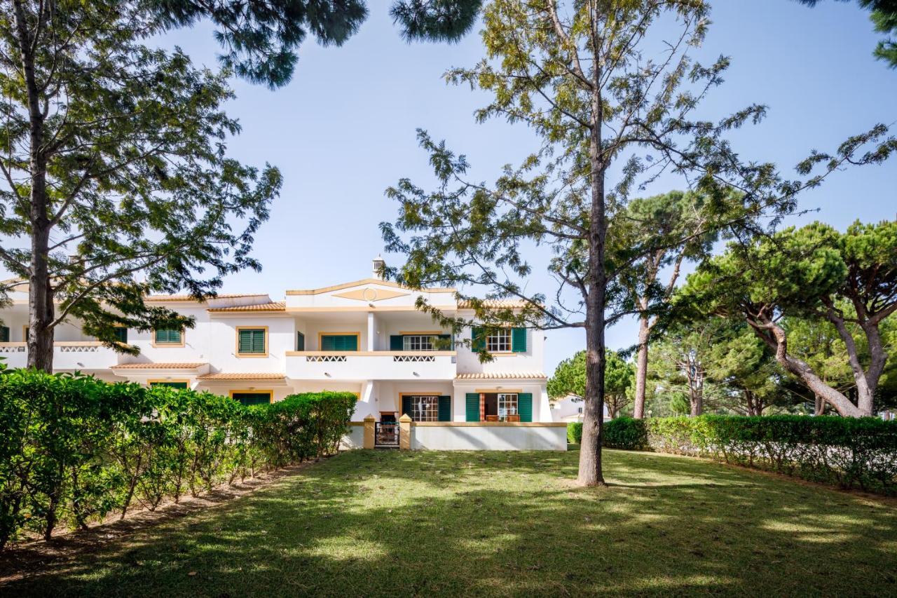Falesia Beach Villa By The Portuguese Butler Olhos de Agua  Exteriér fotografie